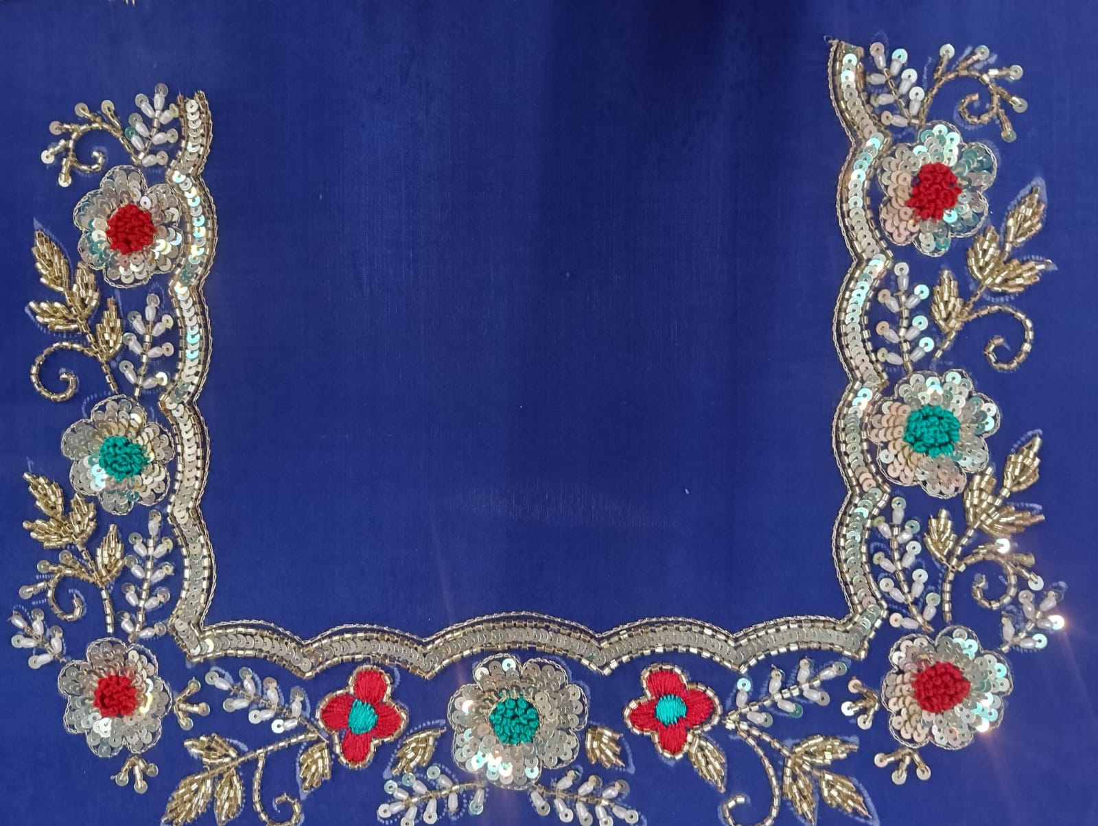 Gulab Hand Embroidery Karigar Hiring - Relocatable(passport)